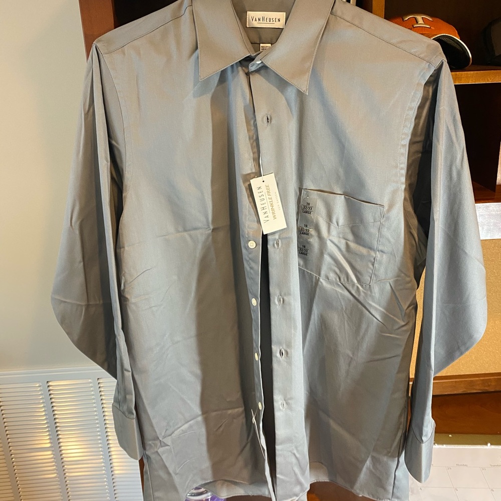 Van heusen Men’s dress shirt